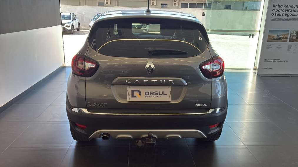 renault captur 1.3 tce flex intense x-tronic 4p automatico 202210