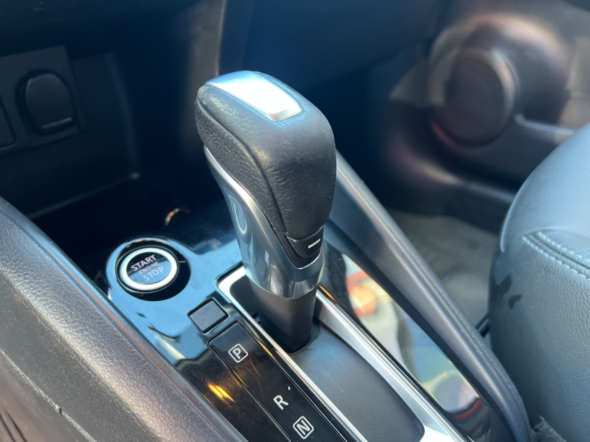 nissan kicks 1.6 16v flexstart sv 4p xtronic flex automatico 20206