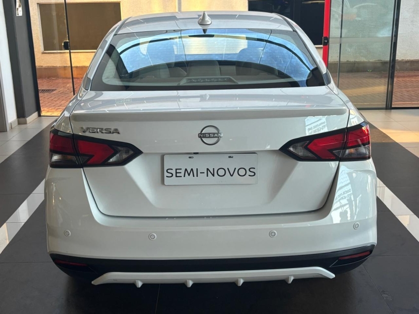 nissan versa 1.6 16v flex exclusive xtronic 4p automatico 202610