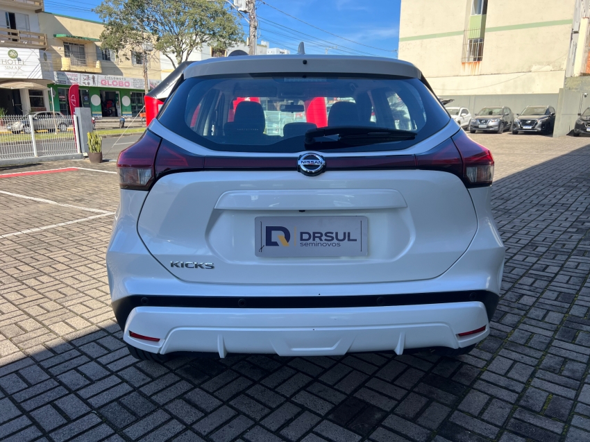nissan kicks 1.6 16v flexstart sense manual flex 4p 202214