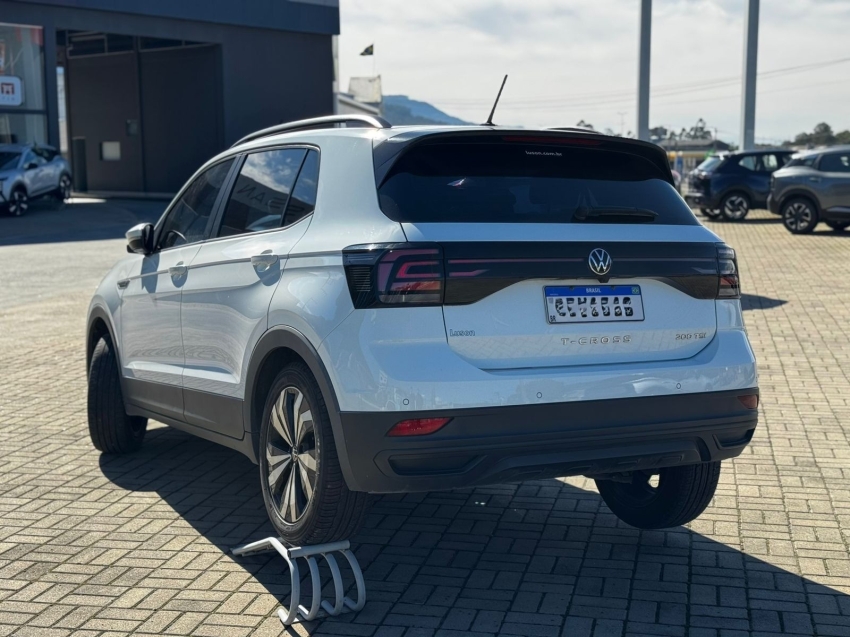 volkswagen t-cross 1.0 200 tsi total flex automatico 4p 20233