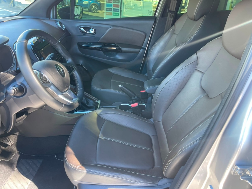 renault captur 1.3 tce flex iconic x-tronic 4p automatico 20245