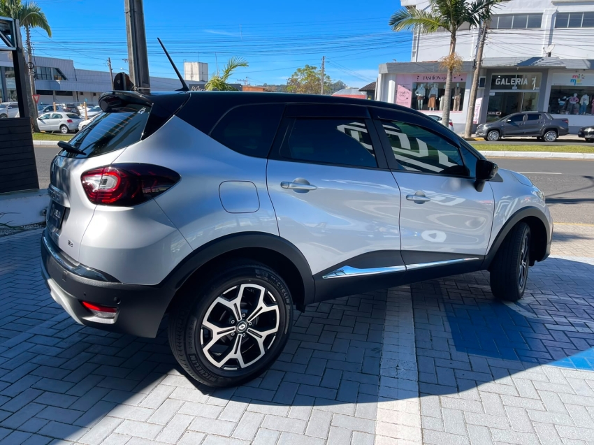 renault captur 1.3 tce flex iconic x-tronic 4p automatico 20242