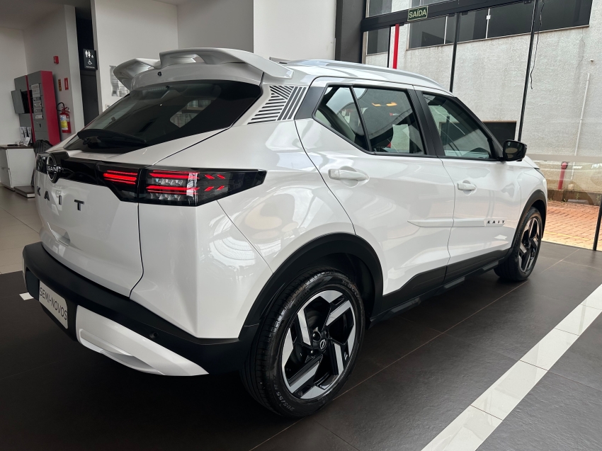 nissan kait 1.6 flex exclusive xtronic 4p automatico 20262