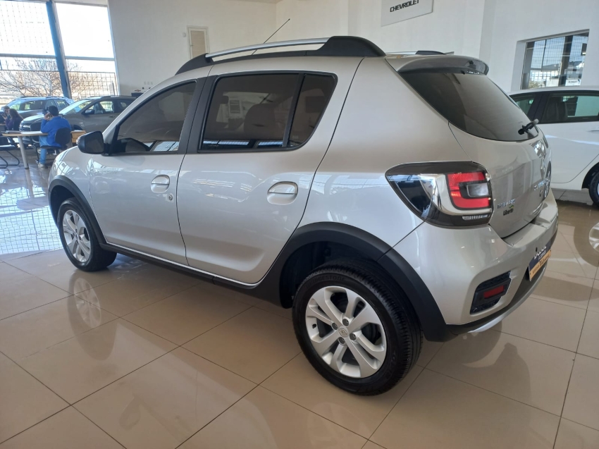renault sandero 1.6 16v sce flex stepway easy-r 4p automatico 2018