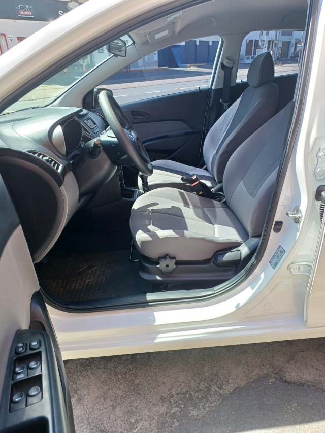 Hyundai HB20S     2019