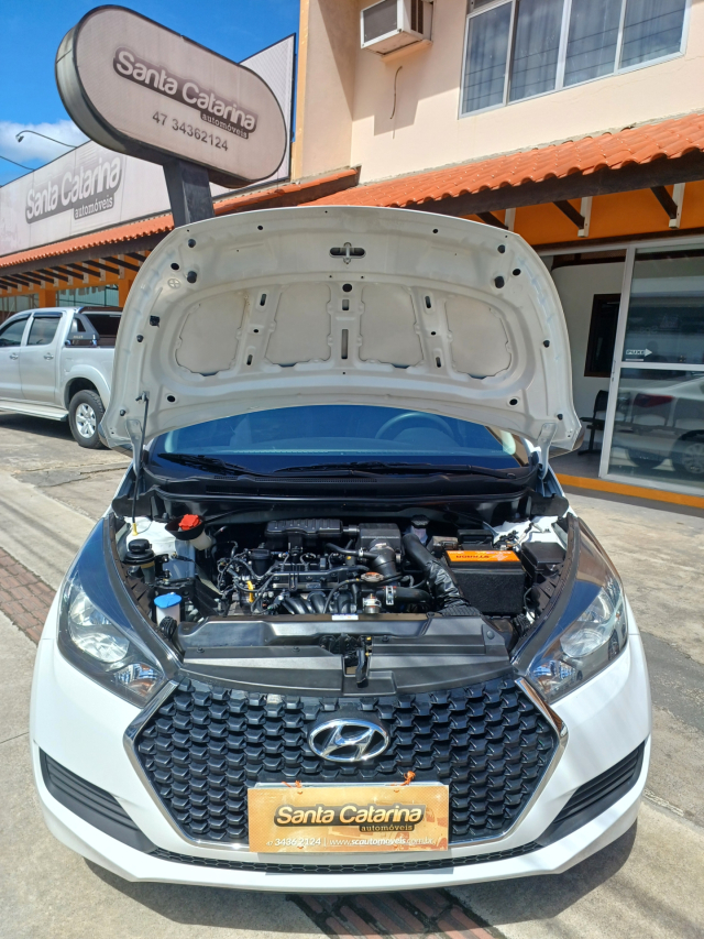 Hyundai HB20S     2019