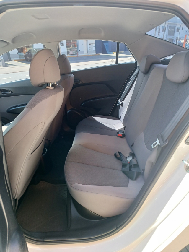 Hyundai HB20S     2019