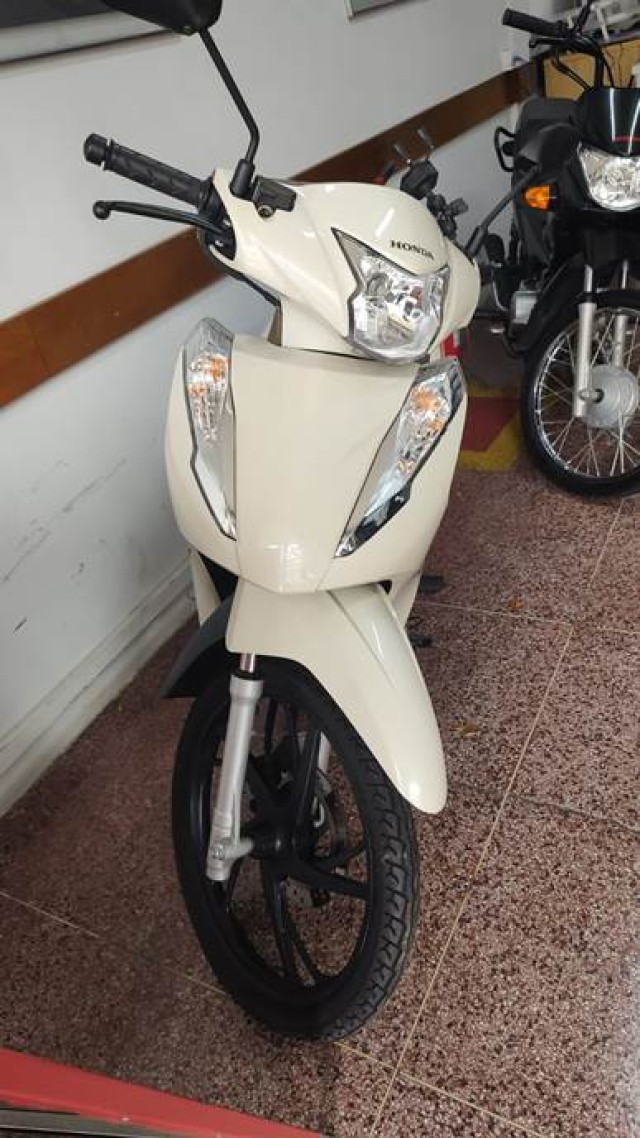 honda biz 125.