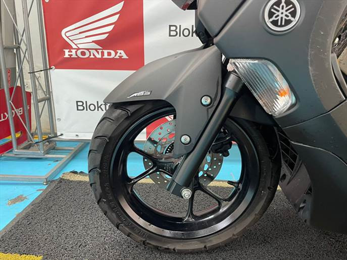 yamaha nmax 160 gasolina automatico 2022