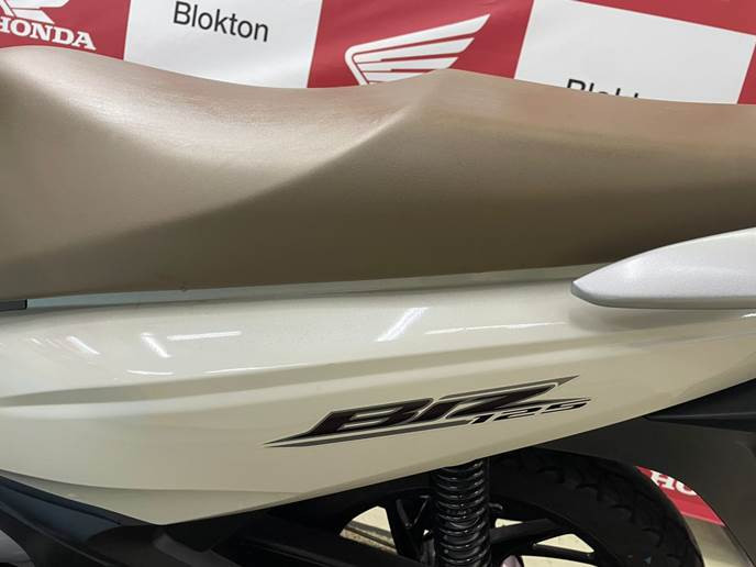 honda biz 125 flex semiautomatico 2024