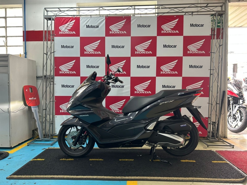 honda pcx 160 cbs gasolina automatico 2024