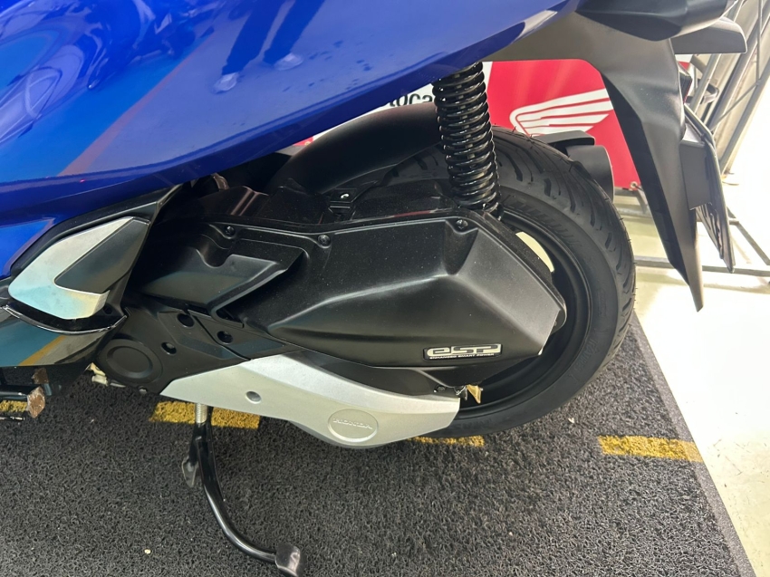 honda pcx 150 cbs  gasolina automatico 20227