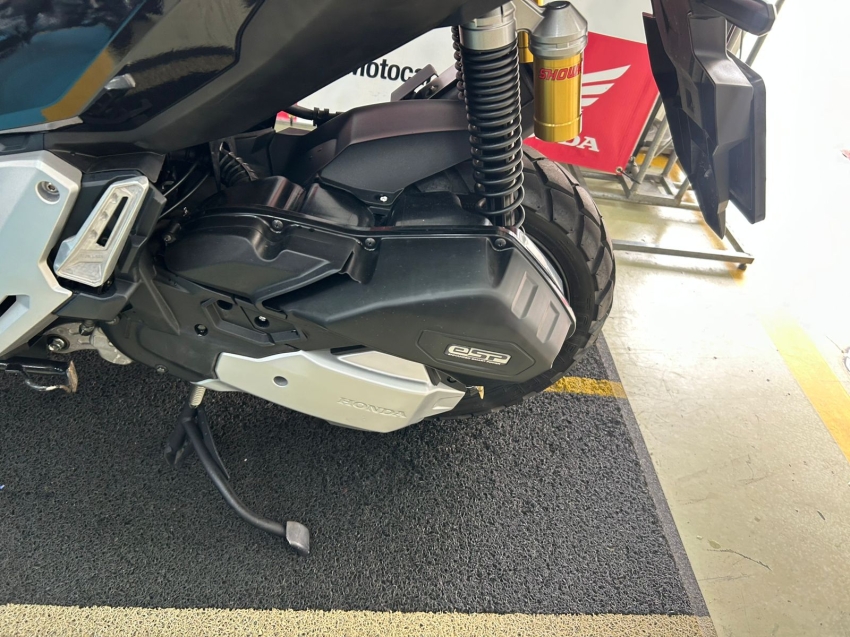 honda adv 150 gasolina automatico 20239