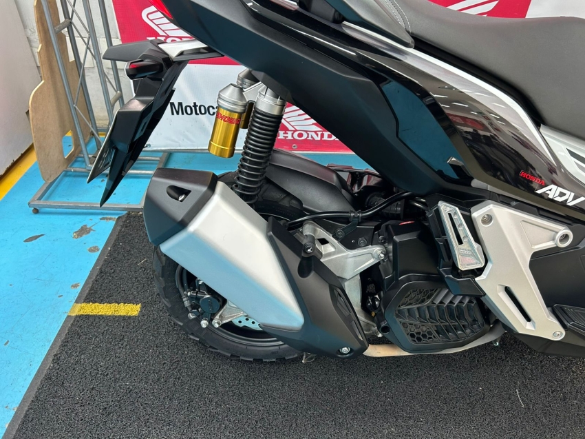 honda adv 150 gasolina automatico 20228