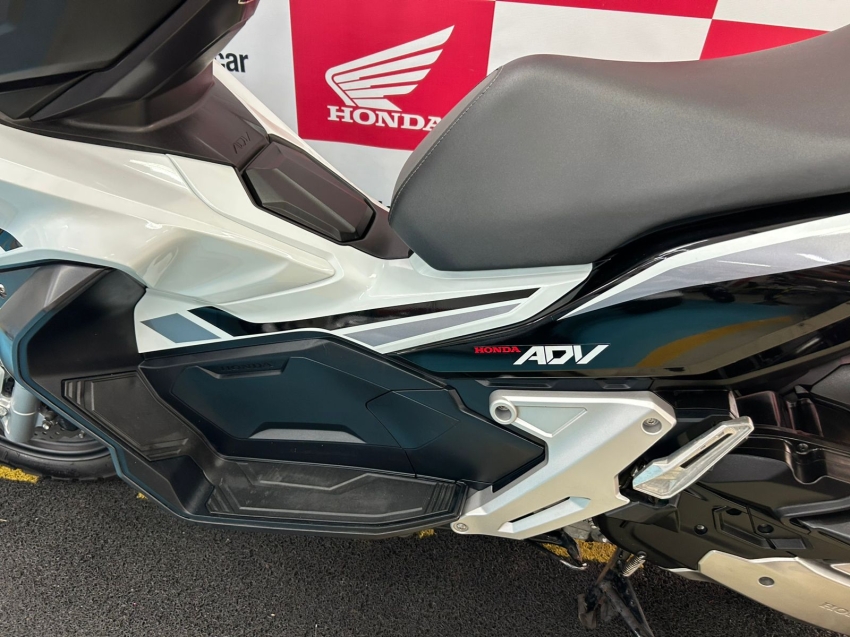 honda adv 150 gasolina automatico 20224