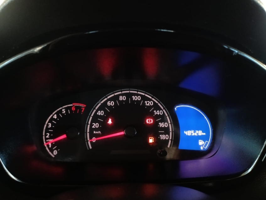 renault kwid 1.0 12v sce flex outsider manual