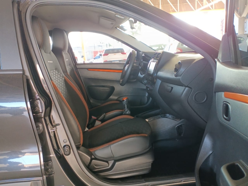 renault kwid 1.0 12v sce flex outsider manual