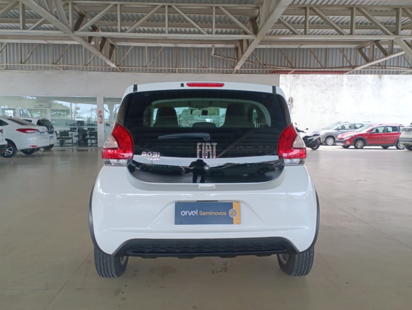 fiat mobi 1.0 evo flex like. manual 4p 2024