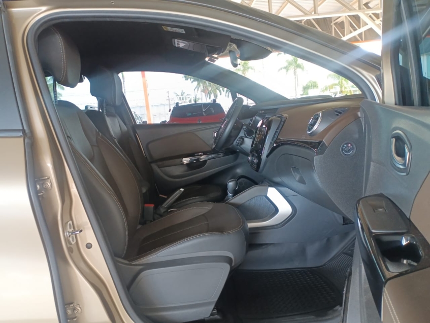 renault captur 1.3 tce flex iconic x-tronic 4p automatico 2022