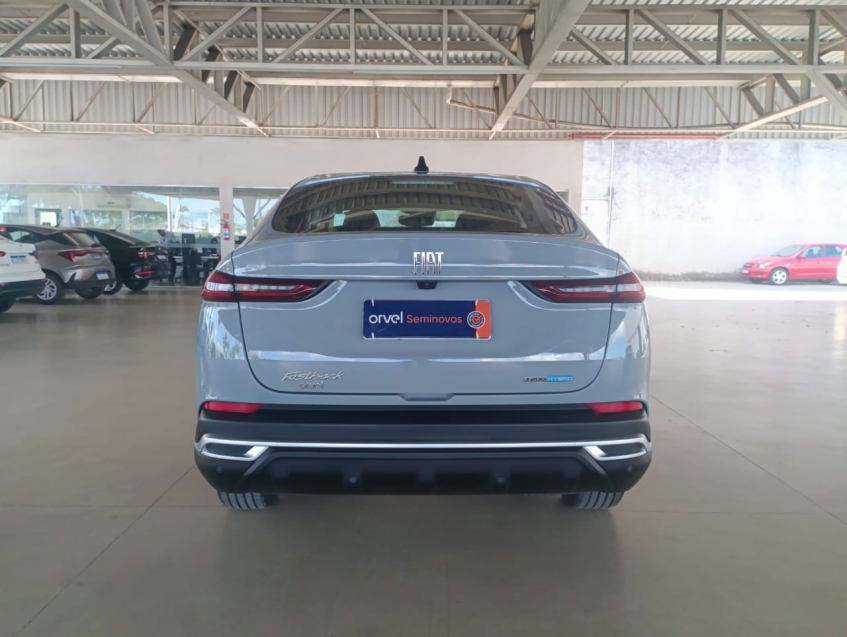 fiat fastback 1.0 turbo 200 audace hybrid cvt hibrido 4p automatico 2025