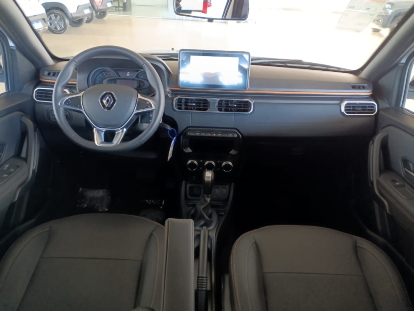 renault oroch 1.3 tce flex outsider x-tronic 4p automatico 2025