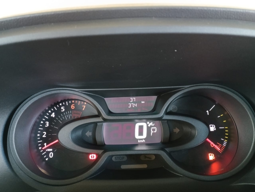renault oroch 1.3 tce flex outsider x-tronic 4p automatico 2025