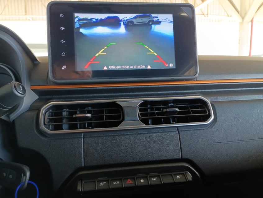 renault oroch 1.3 tce flex outsider x-tronic 4p automatico 2025