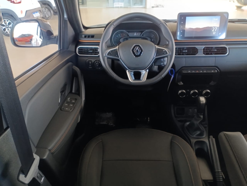 renault oroch 1.3 tce flex outsider x-tronic 4p automatico 2025