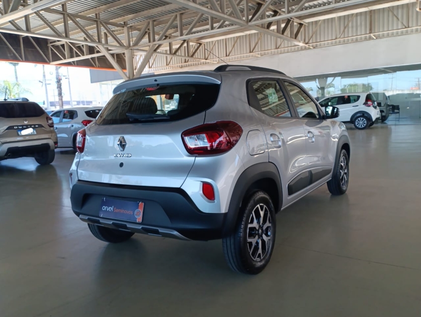 renault kwid 1.0 12v sce flex outsider manual 4p 2025
