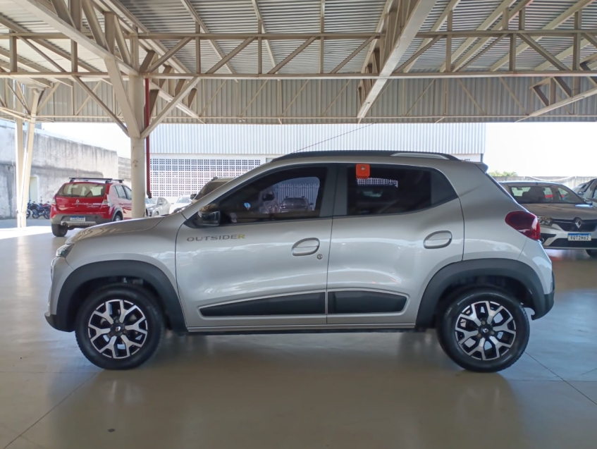 renault kwid 1.0 12v sce flex outsider manual 4p 2025