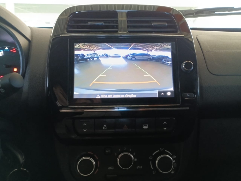 renault kwid 1.0 12v sce flex outsider manual 4p 2025