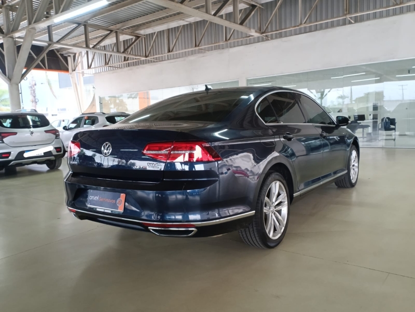 volkswagen passat 2.0 16v tsi bluemotion gasolina highline 4p dsg flex automatico 2017