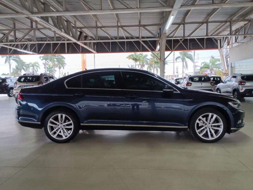 volkswagen passat 2.0 16v tsi bluemotion gasolina highline 4p dsg flex automatico 2017