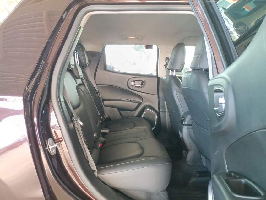 fiat toro 2.0 16v turbo diesel volcano 4wd at9 4p automatico 2022