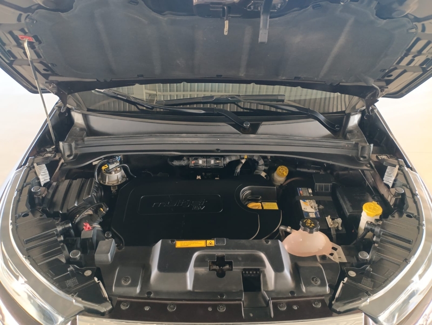 fiat toro 2.0 16v turbo diesel volcano 4wd at9 4p automatico 2022