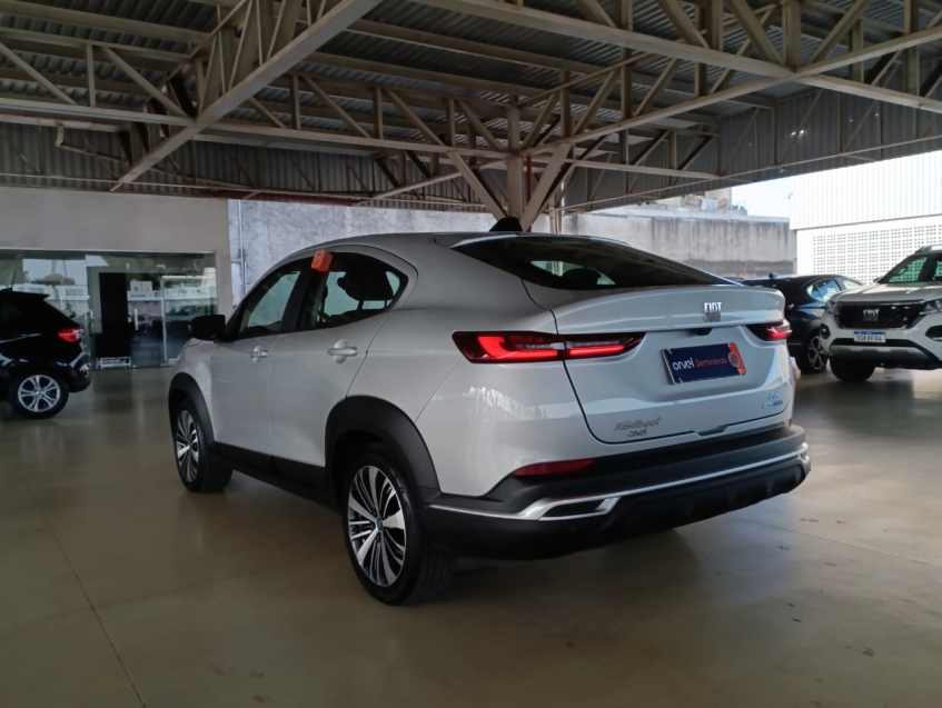 fiat fastback 1.0 turbo 200 hybrid audace cvt hibrido 4p automatico 2025