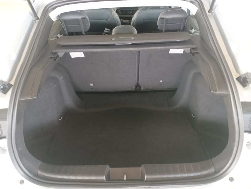 fiat fastback 1.0 turbo 200 hybrid audace cvt hibrido 4p automatico 2025