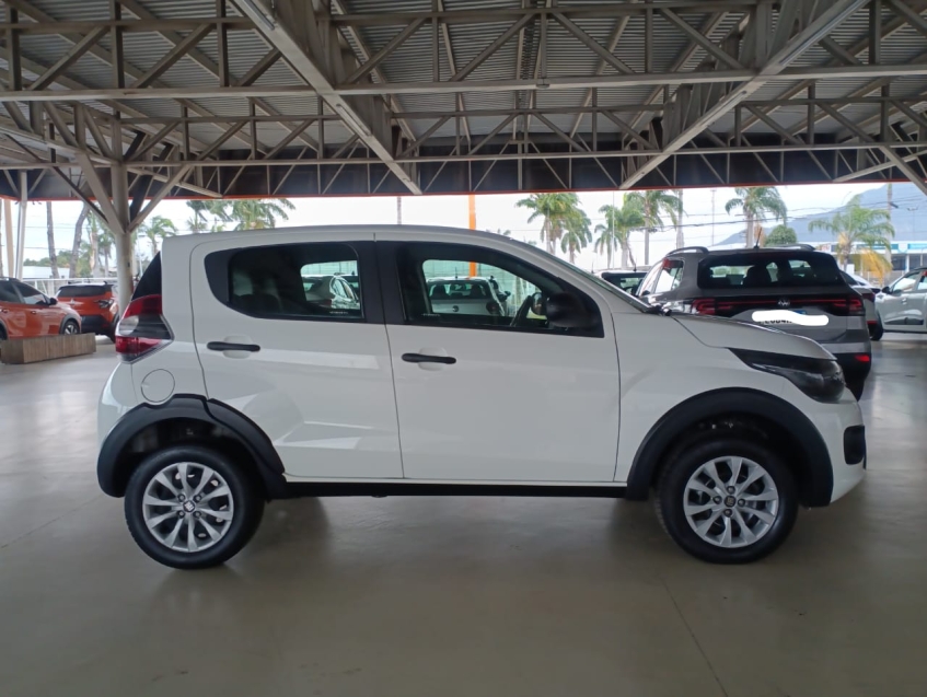 fiat mobi 1.0 evo flex like. manual 4p 2025