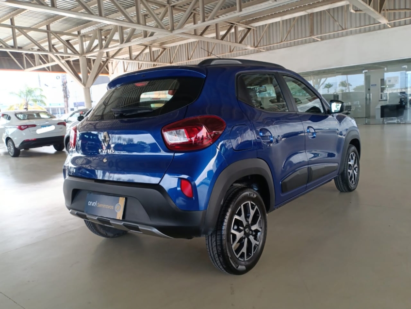 renault kwid 1.0 12v sce flex outsider manual 4p 2024