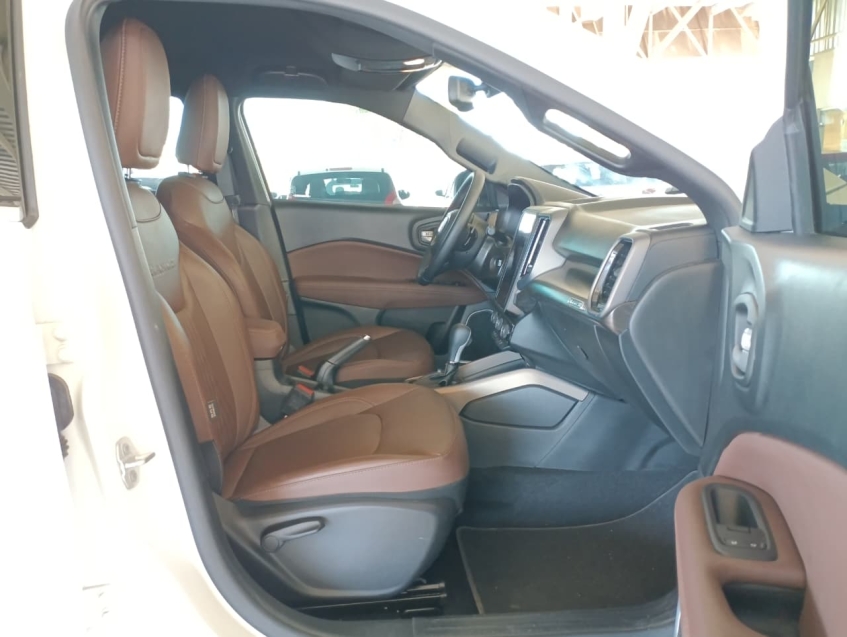 fiat toro 2.0 16v turbo diesel ranch 4wd at9 4p automatico 2025