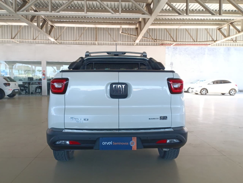 fiat toro 2.0 16v turbo diesel ranch 4wd at9 4p automatico 2025