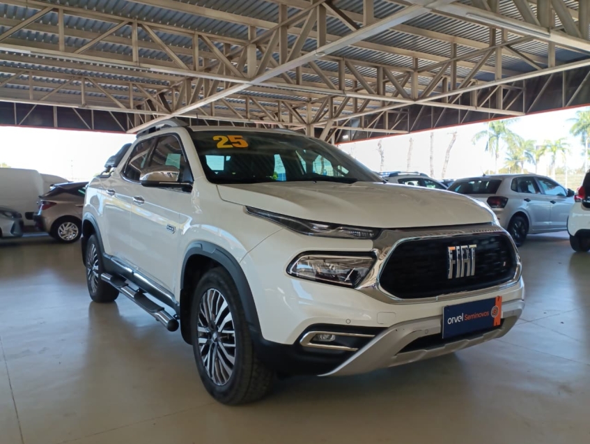 fiat toro 2.0 16v turbo diesel ranch 4wd at9 4p automatico 2025