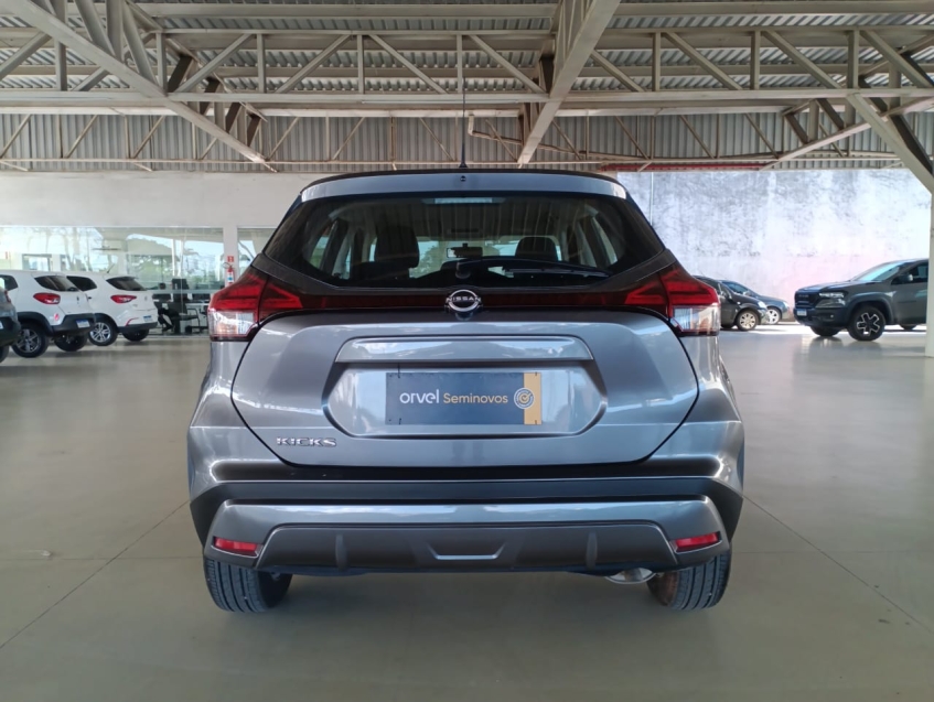 nissan kicks 1.6 16v flexstart active xtronic flex 4p automatico 2024