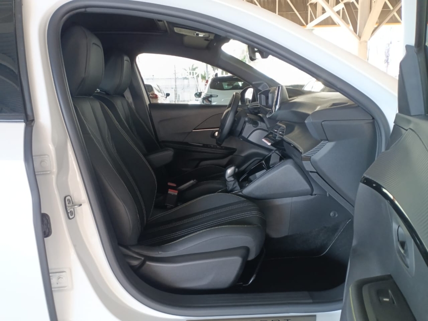 peugeot 208 1.0 turbo 200 flex gt cvt 4p automatico 2025