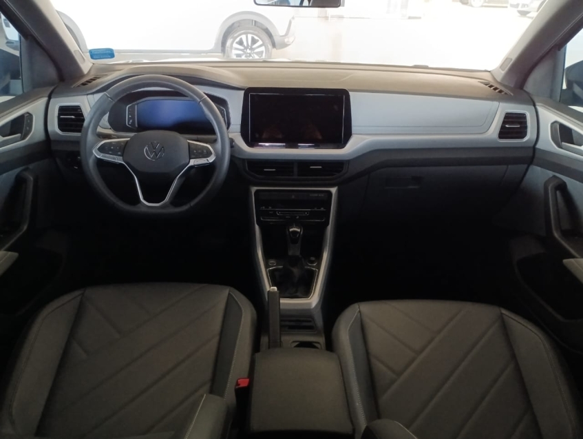 volkswagen t-cross 1.0 200 tsi total flex comfortline automatico 4p 202512