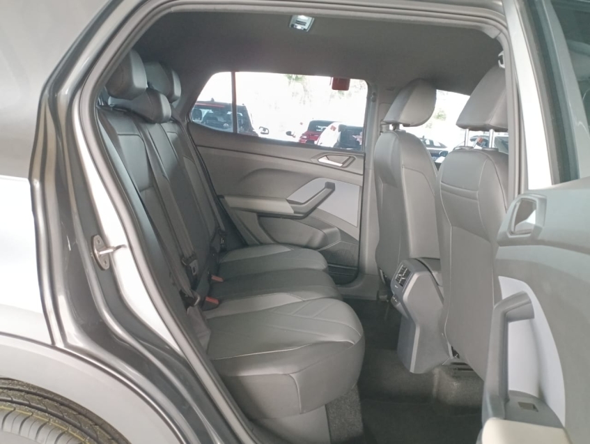 volkswagen t-cross 1.0 200 tsi total flex comfortline automatico 4p 202513