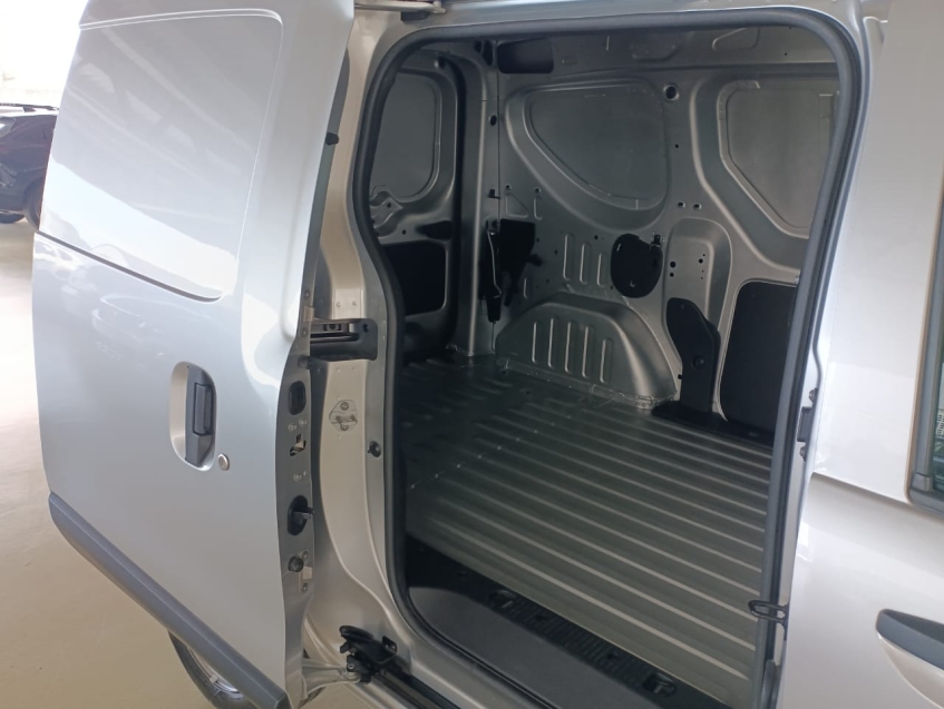 renault kangoo 1.6 16v sce flex advanced manual 2p 202512