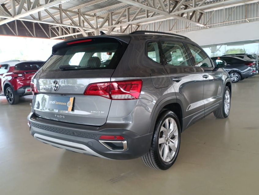 volkswagen taos 1.4 250 tsi total flex comfortline automatico 4p 20223