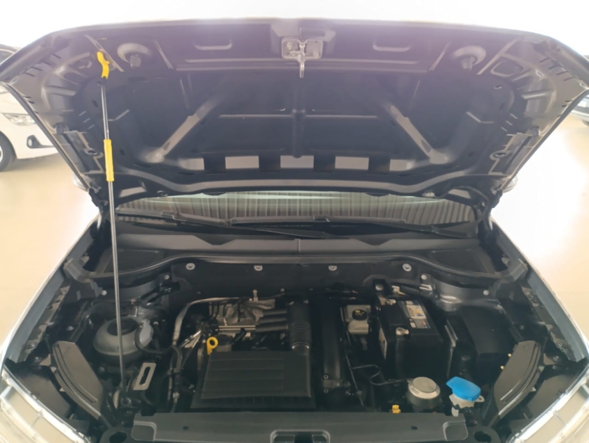 volkswagen taos 1.4 250 tsi total flex comfortline automatico 4p 202215